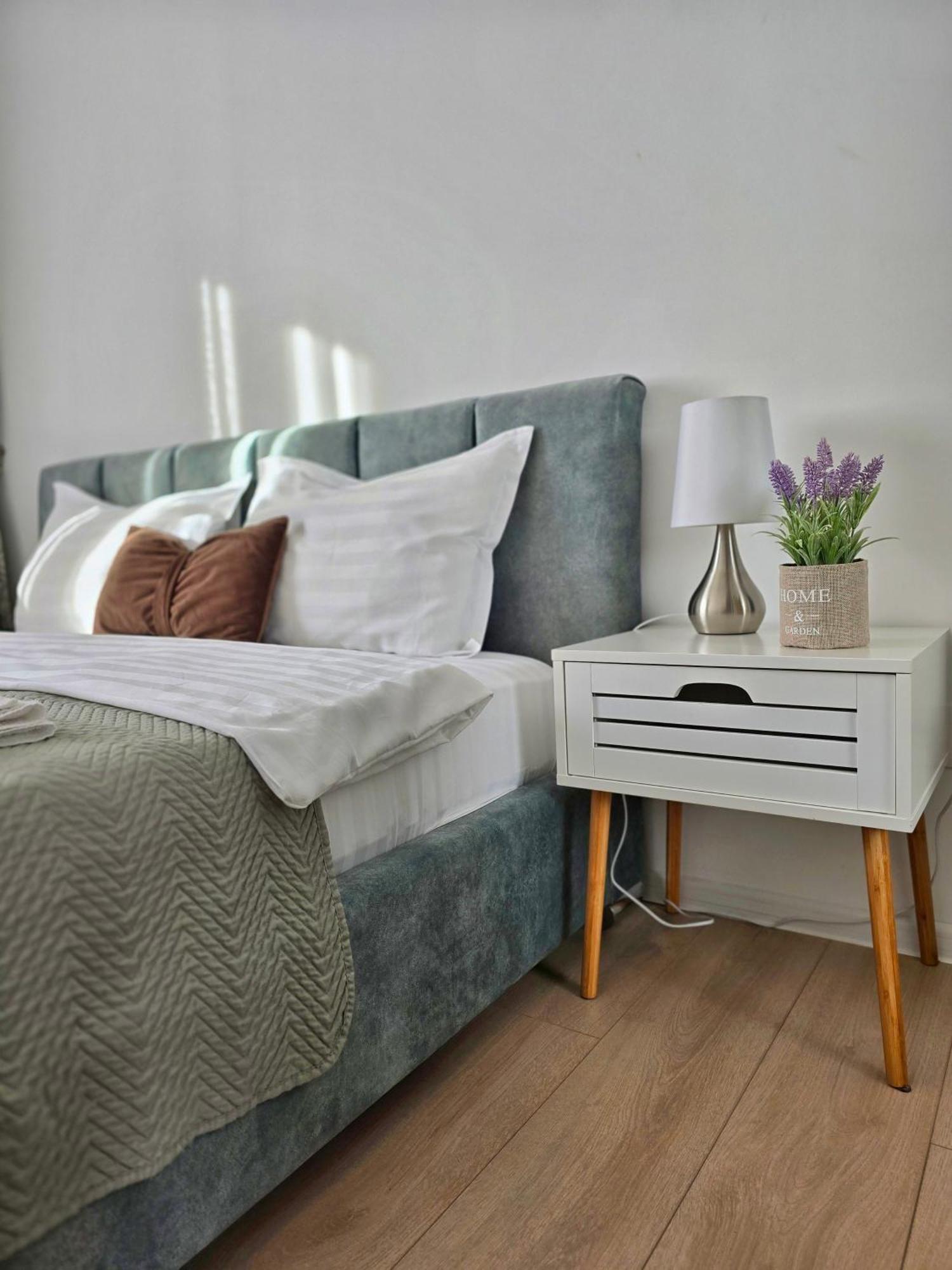 Skyblue - 2 Bedrooms & Free Parking Apartment Oradea